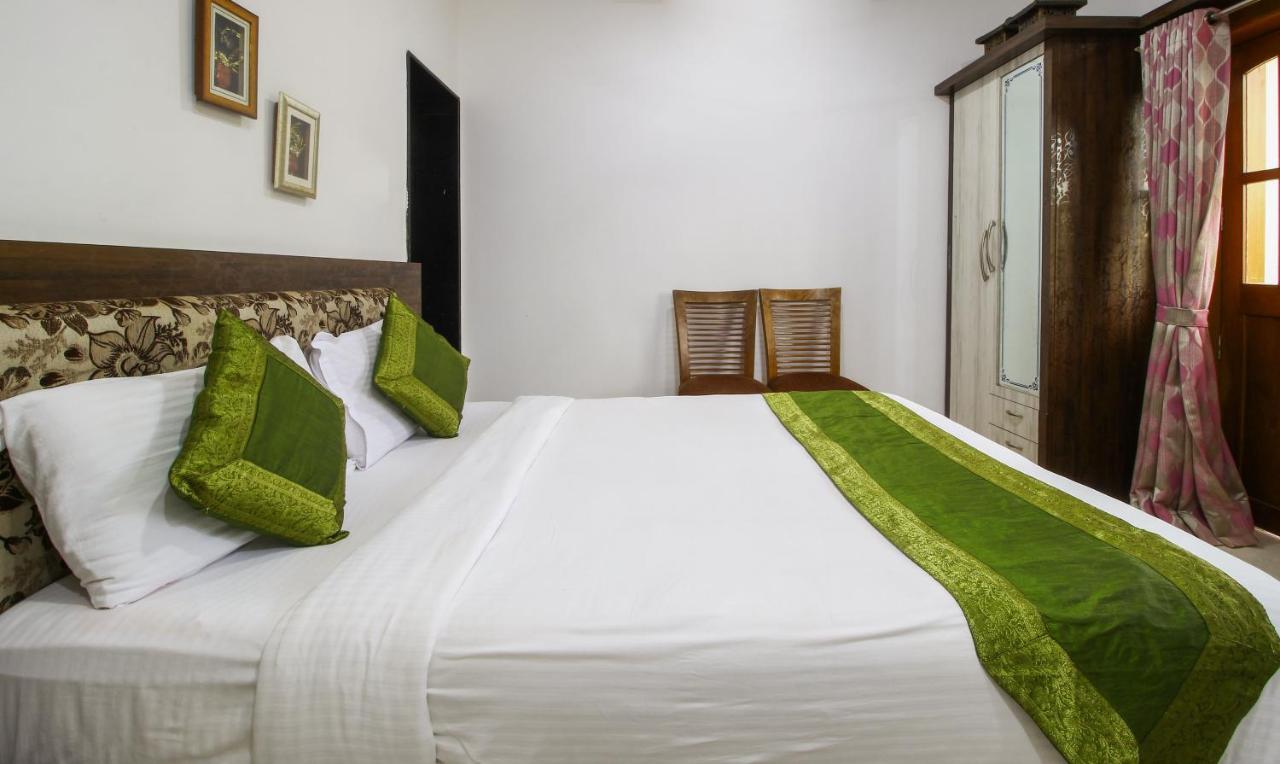 Treebo Trend Skylight Royal Stay Candolim Kültér fotó