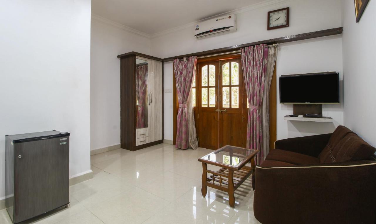 Treebo Trend Skylight Royal Stay Candolim Kültér fotó