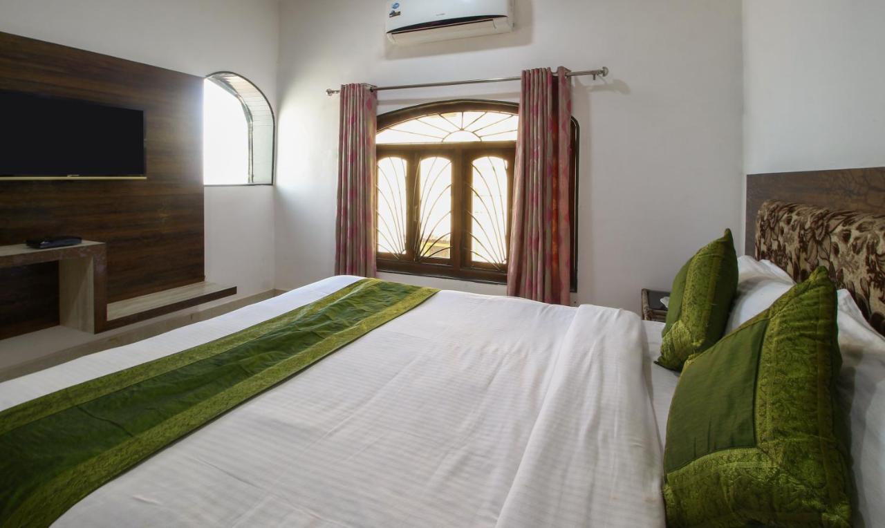Treebo Trend Skylight Royal Stay Candolim Kültér fotó